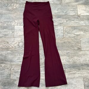 Groove High Rise Pant Garnet